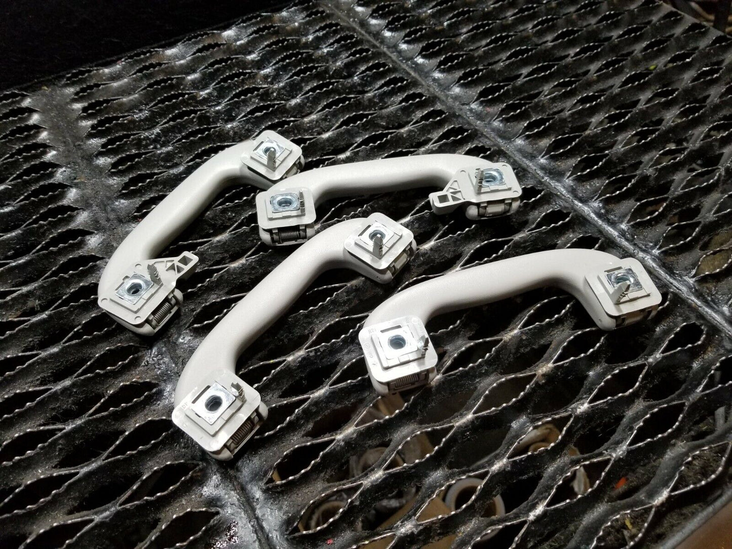 15 16 17 18 Chevrolet Impala Interior Roof Grab Handle 4pcs OEM