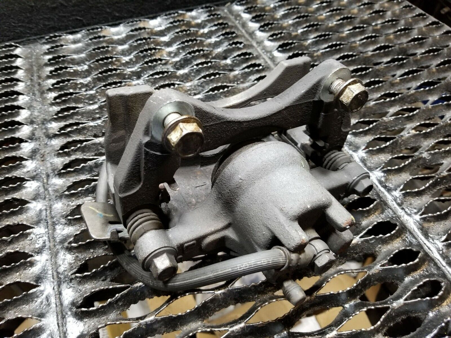 11 12 Dodge Caliber Front Brake Caliper Passenger Side Right OEM