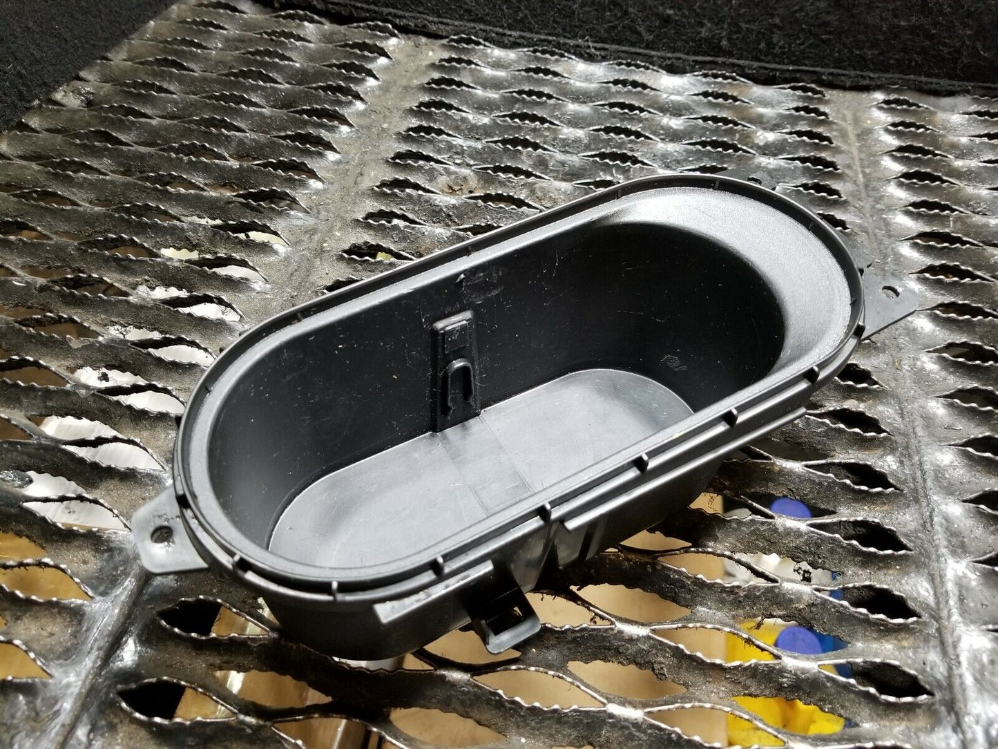 14 15 16 Subaru Forester Center Console Cup Holder Insert 66150sg010 OEM