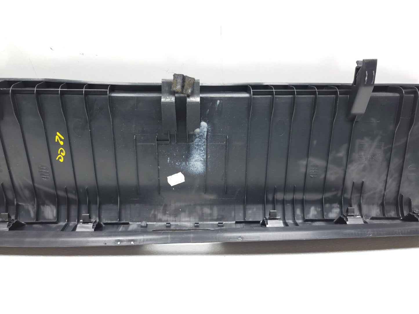 09 10 11 12 Volkswagen Cc Rear Trunk Lock Cover Trim 3c8863485d OEM