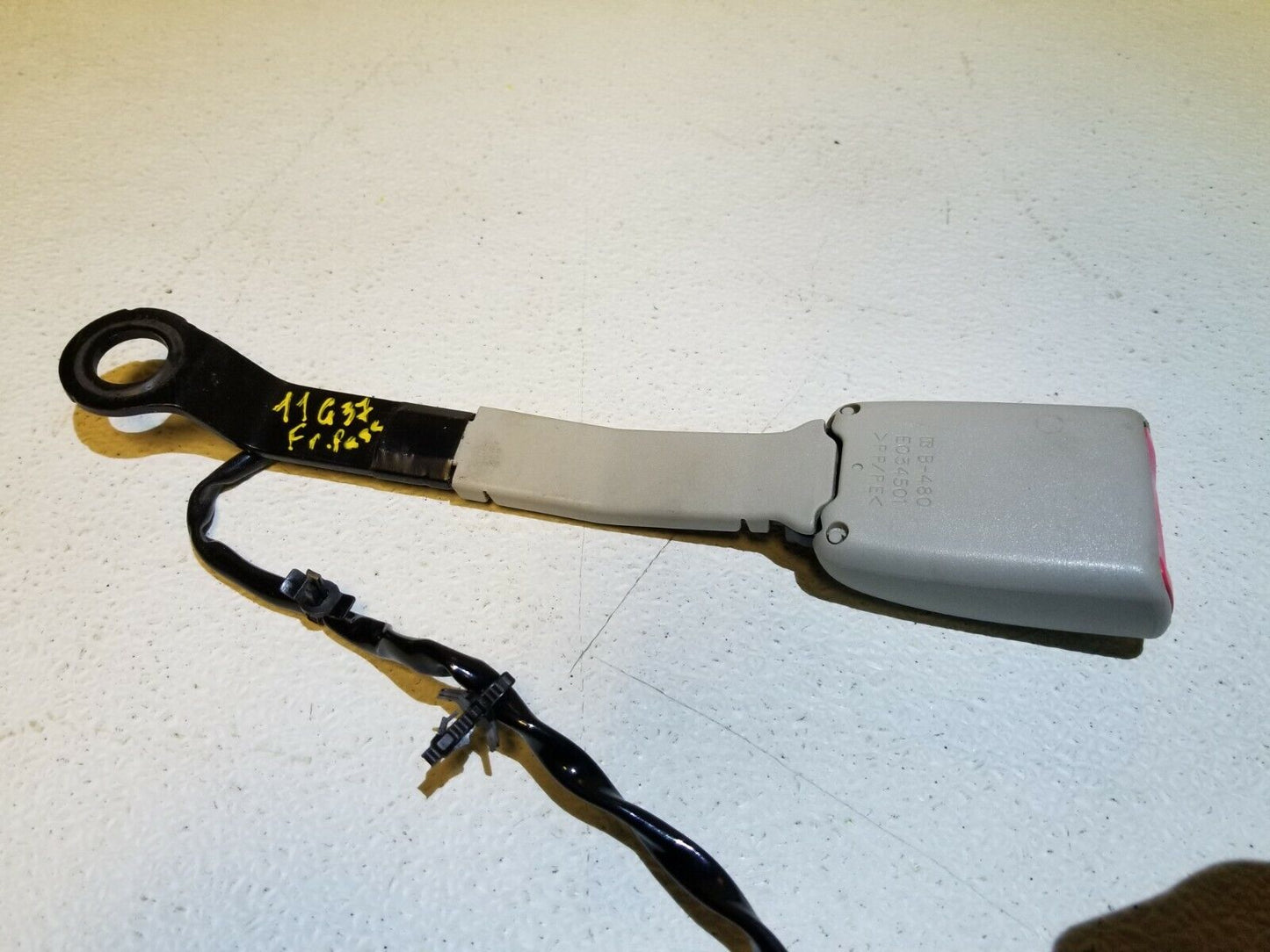 10 11 12 13 Infiniti G37 Coupe Front Passenger Seat Belt Buckle OEM 99k