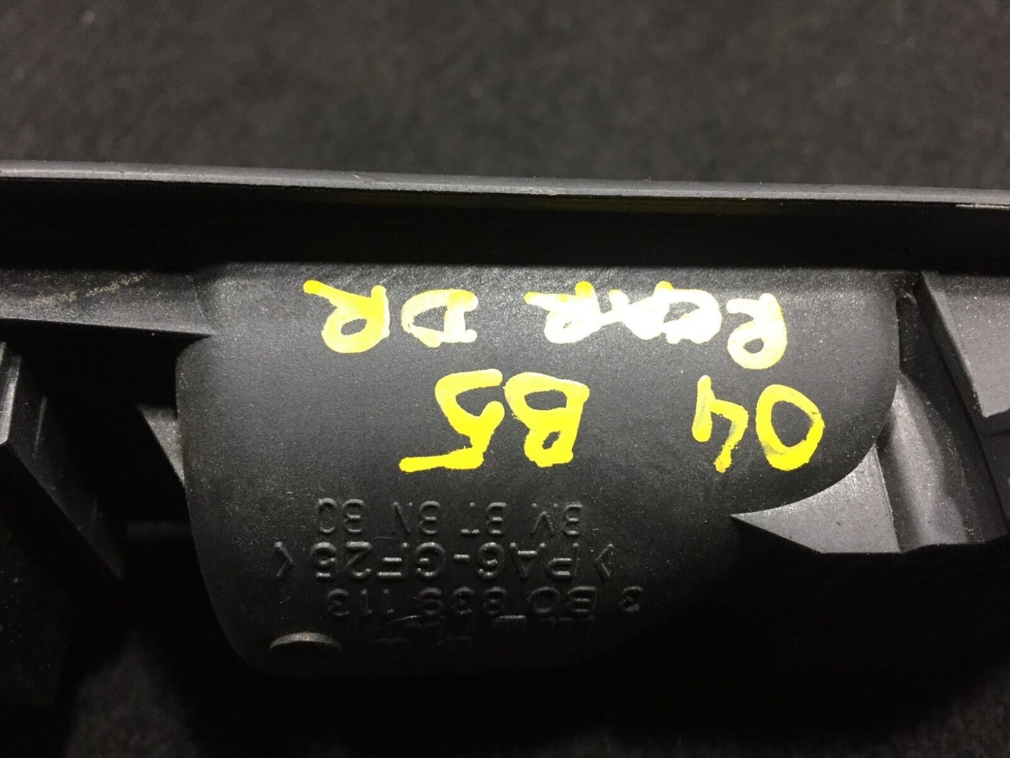 02 03 04 05 VW Passat Rear Driver Door Handle With Window Switch OEM D23
