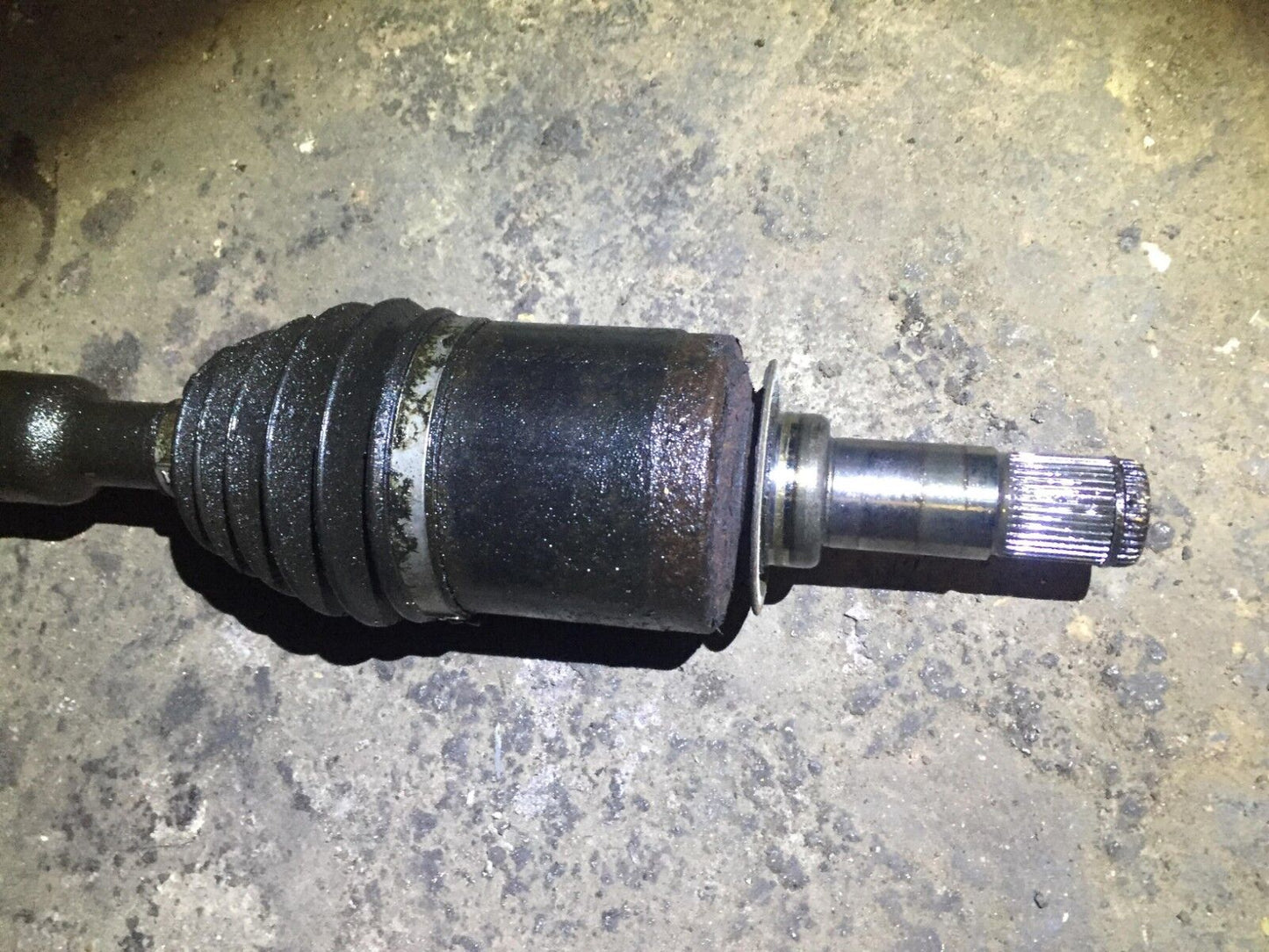 98 99 00 01 02 03 Mercedes Ml320 W163 Axle Shaft Front Right Pass Side OEM D34