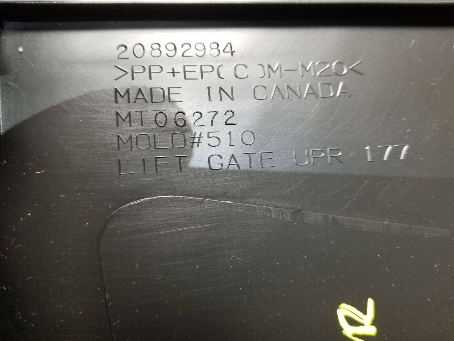 14 15 16 17 GMC Terrain Liftgate Upper Trim Panel OEM 14k Miles