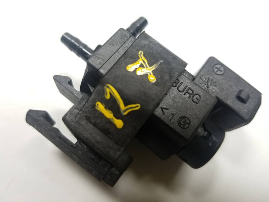09 10 11 12 BMW 750li Purge Valve OEM