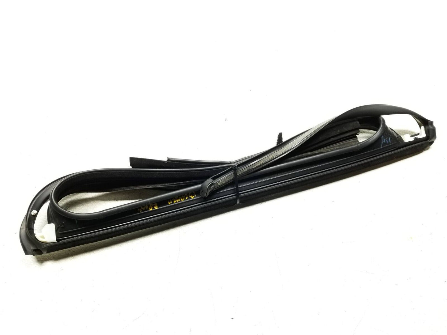 2011 - 2014 Porsche Cayenne Rear Right Pass Side Door Window Molding Seal OEM