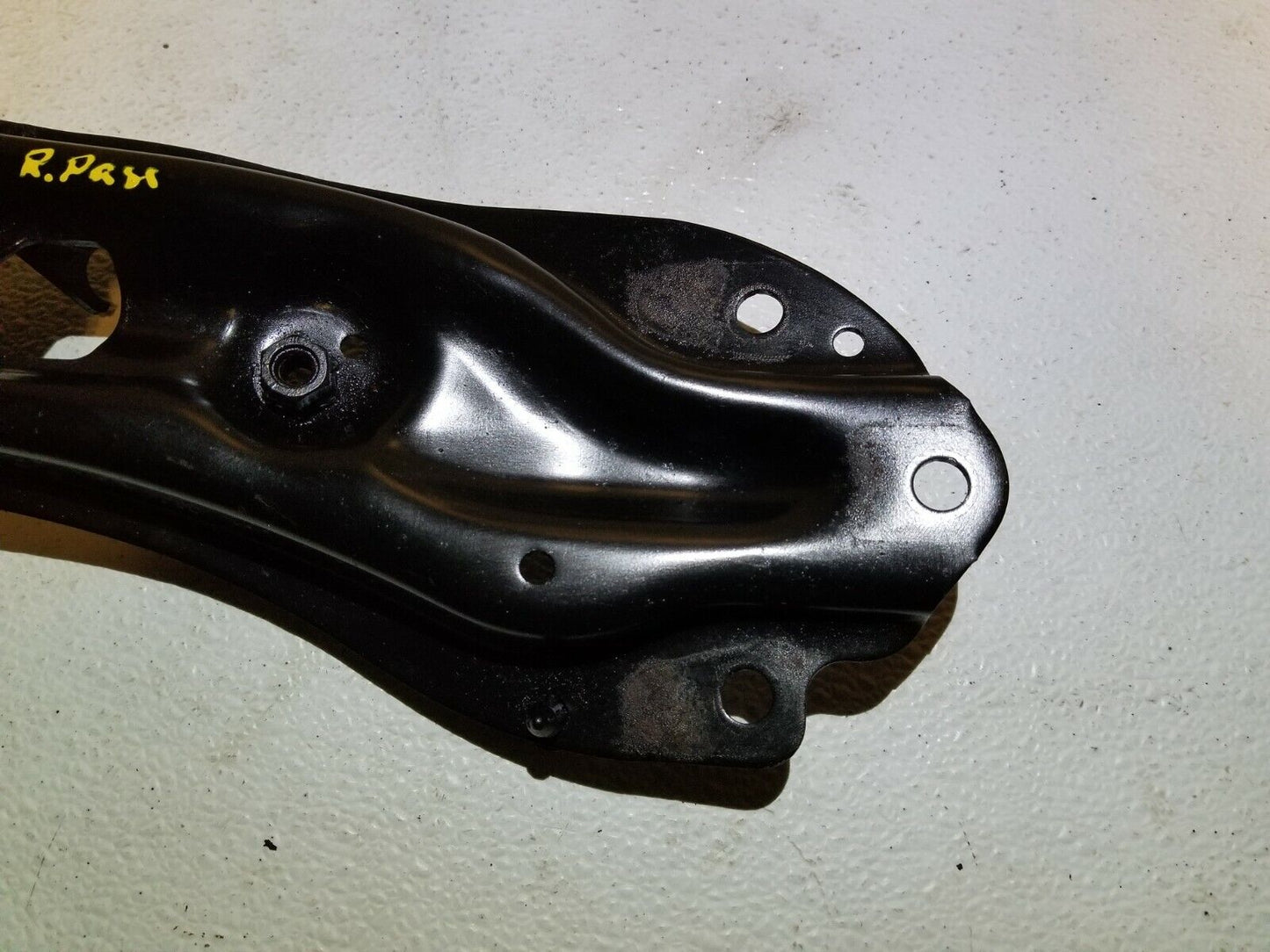 07 08 09 10 Chrysler Sebring Rear Right Passenger Control Arm OEM 63k