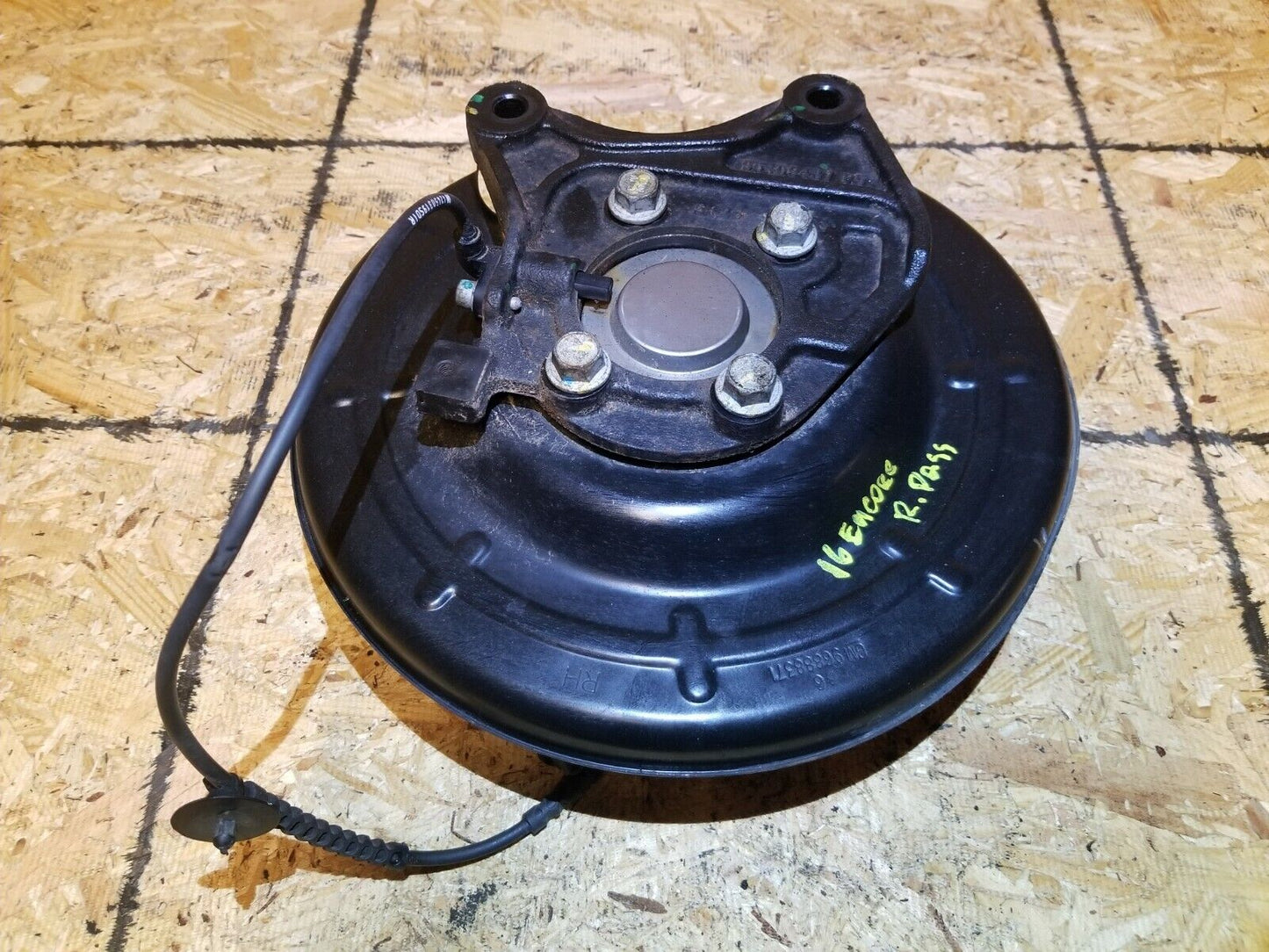 13 14 15 16 17 18 19 Buick Encore Rear Right Pass Spindle Knuckle OEM 32k Miles