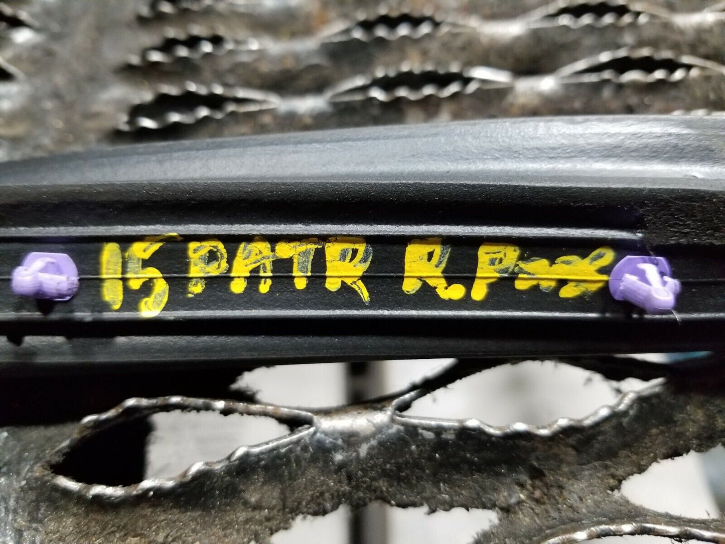 12 13 14 15 16 Jeep Patriot Rear Right Pass Door Weatherstrip Seal OEM 54k