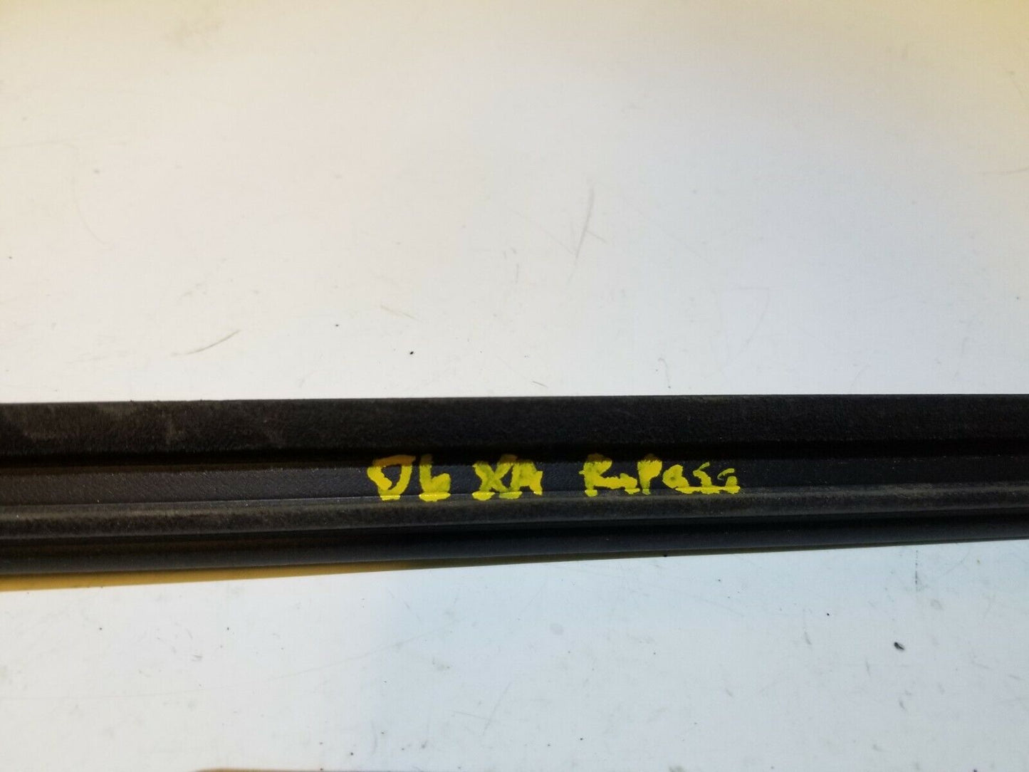 04 05 06 Scion Xa Rear Right Pass Door Window Belt Seal Molding OEM