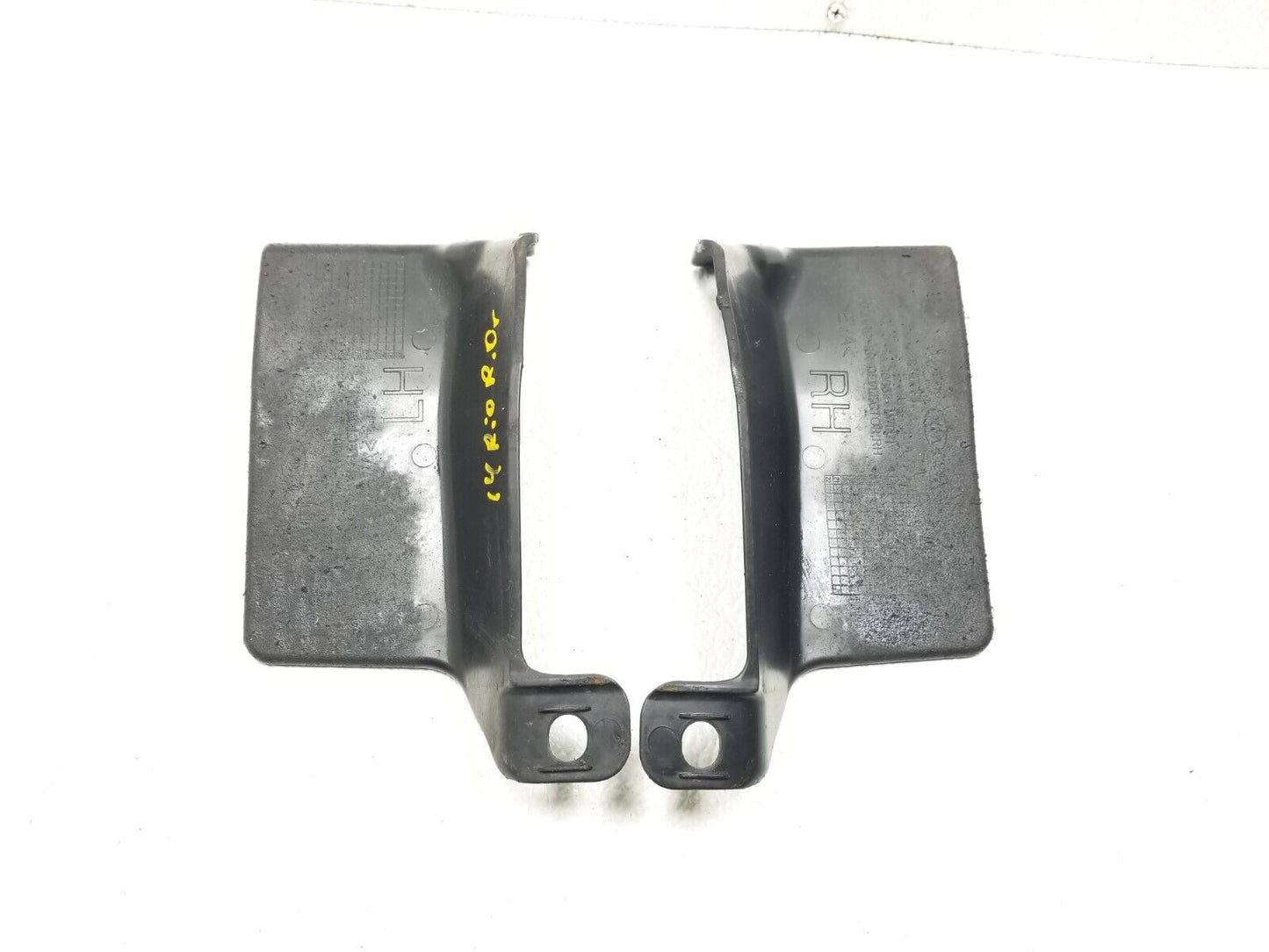 12 13 14 15 Kia Rio Rear Deflector Right & Left Pair OEM