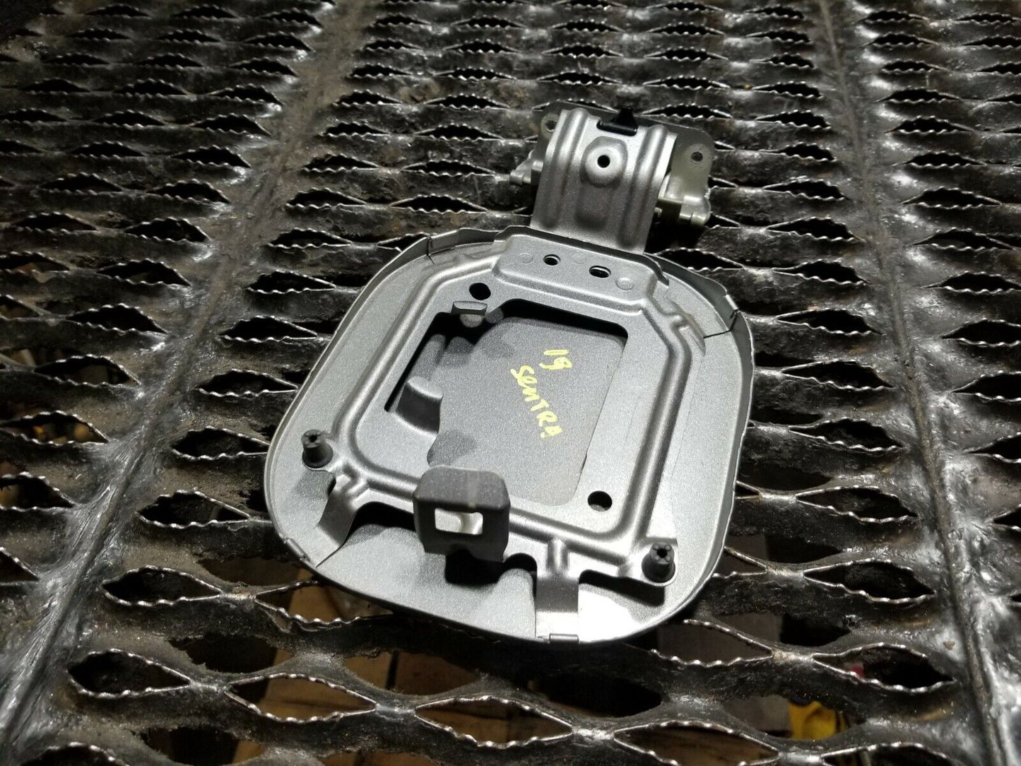 16 17 18 19 Nissan Sentra Fuel Tank Filler Door Lid OEM 49k