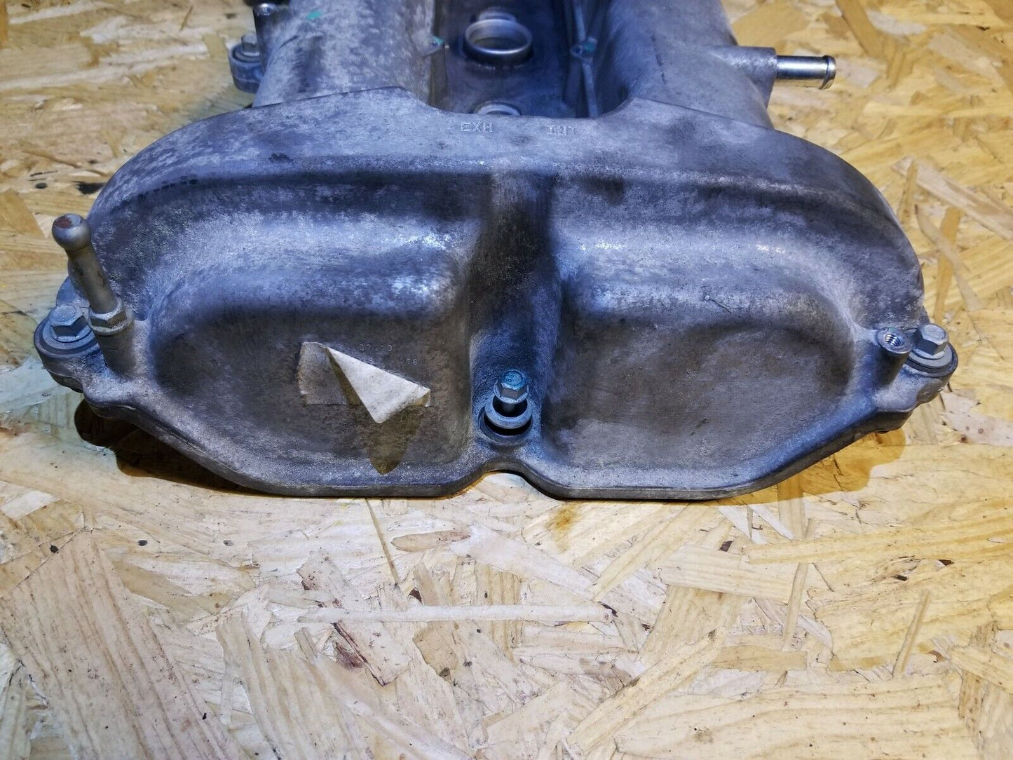 08 09 10 11 12 Chevy Malibu 2.4l Engine Valve Cover OEM 65k