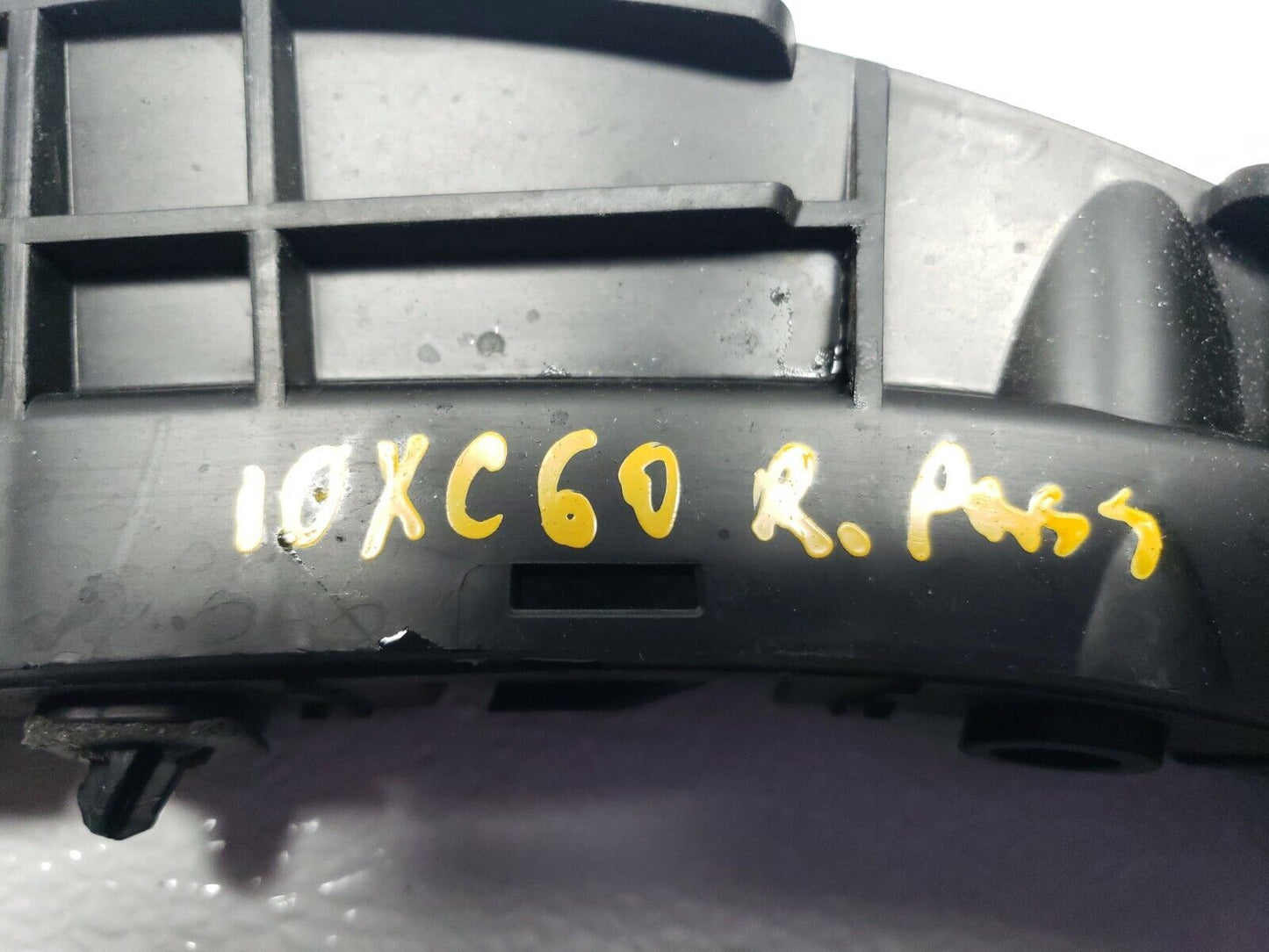 10 11 12 13 Volvo XC60 Rear Bumper Bracket 4pcs OEM