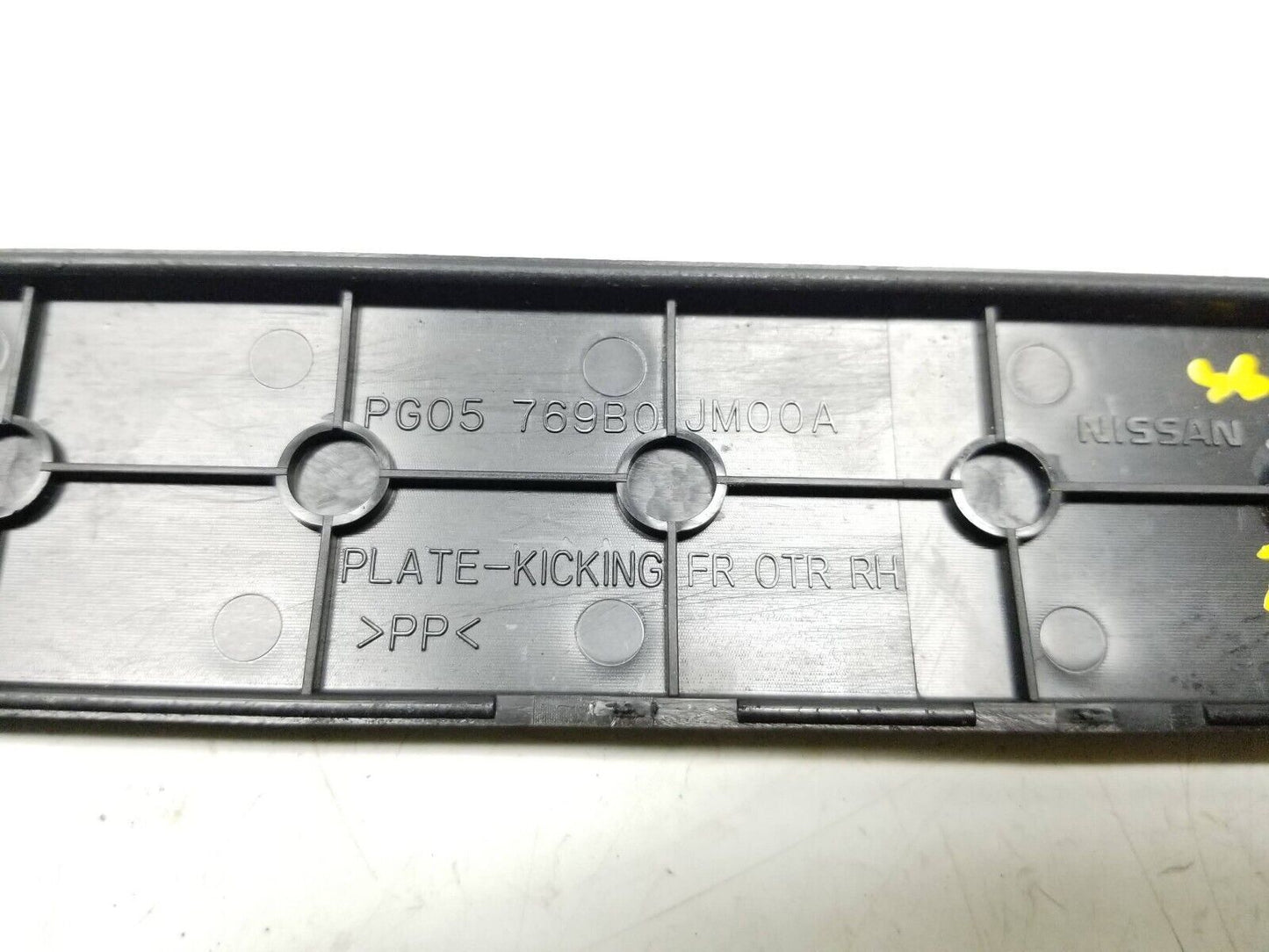 12 13 14 15 Nissan Rogue Front Door Sill Scuff Step Plate Trim Passenger OEM