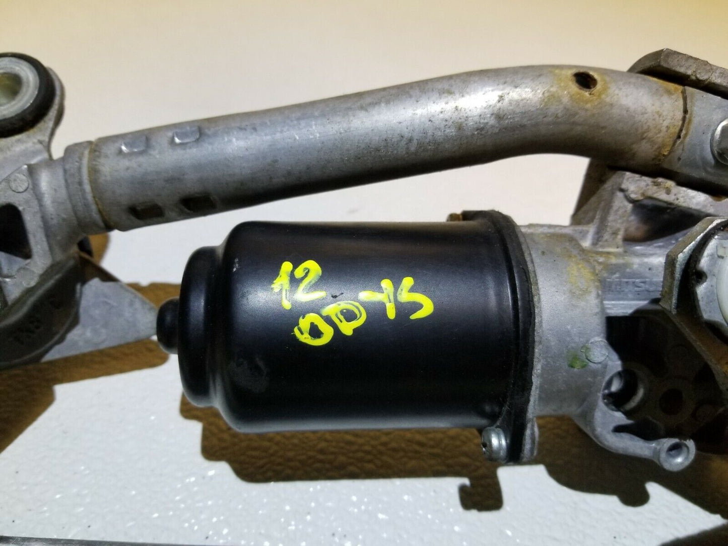 11 12 13 14 15 16 17 Honda Odyssey Windshield Wiper Motor W/ Linkage OEM