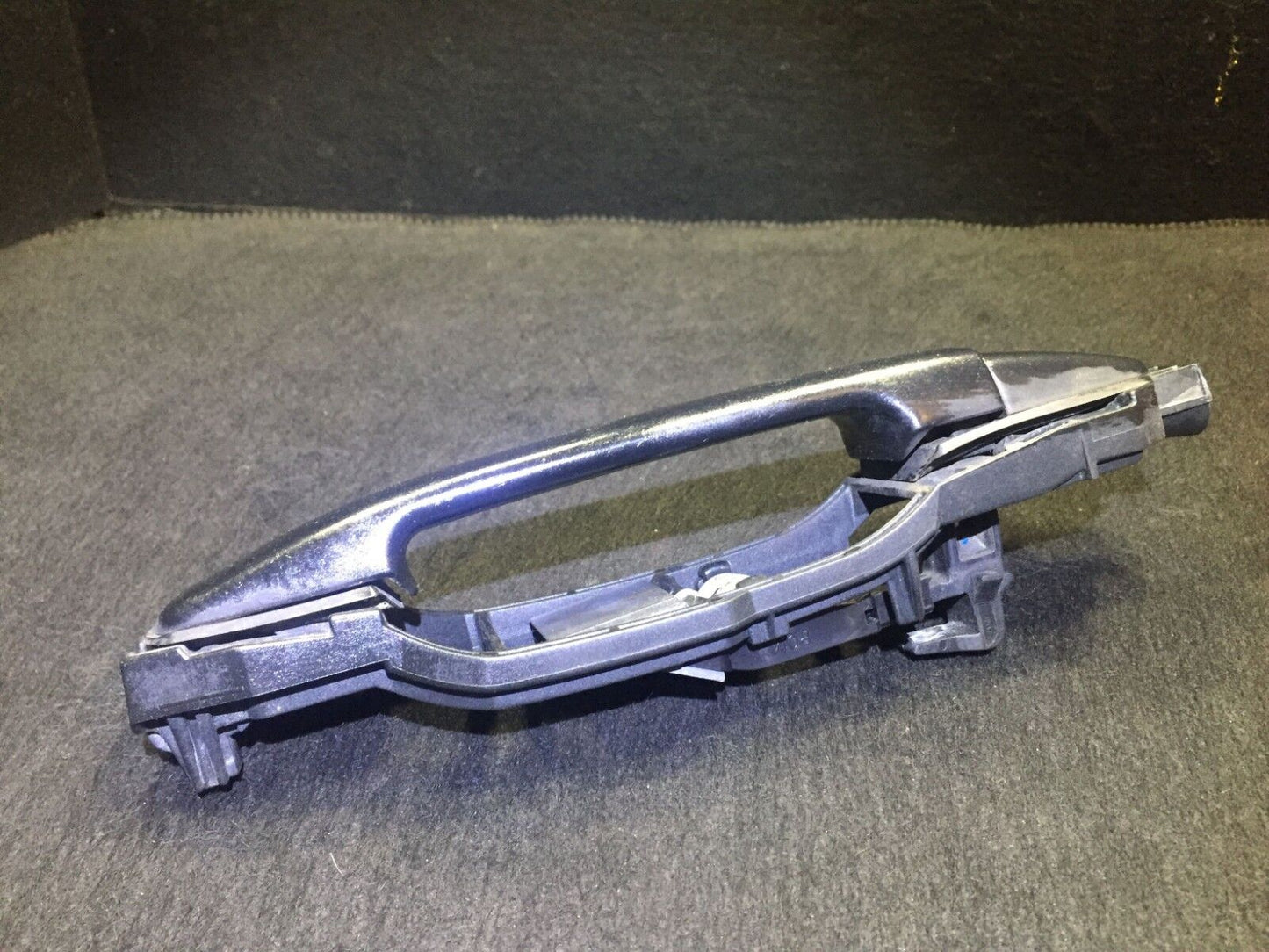 01 02 03 Mercedes W163 Rear Left Driver Side Exterior Door Handle OEM D34