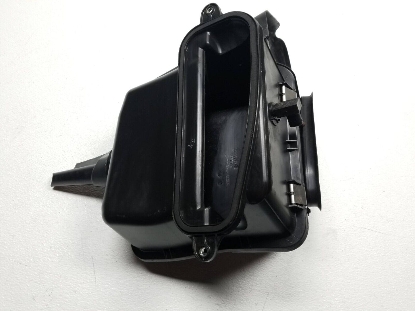 06 07 08 09 10 11 Mercedes Ml500 Cabin Air Cleaner Housing Cleaner Box OEM