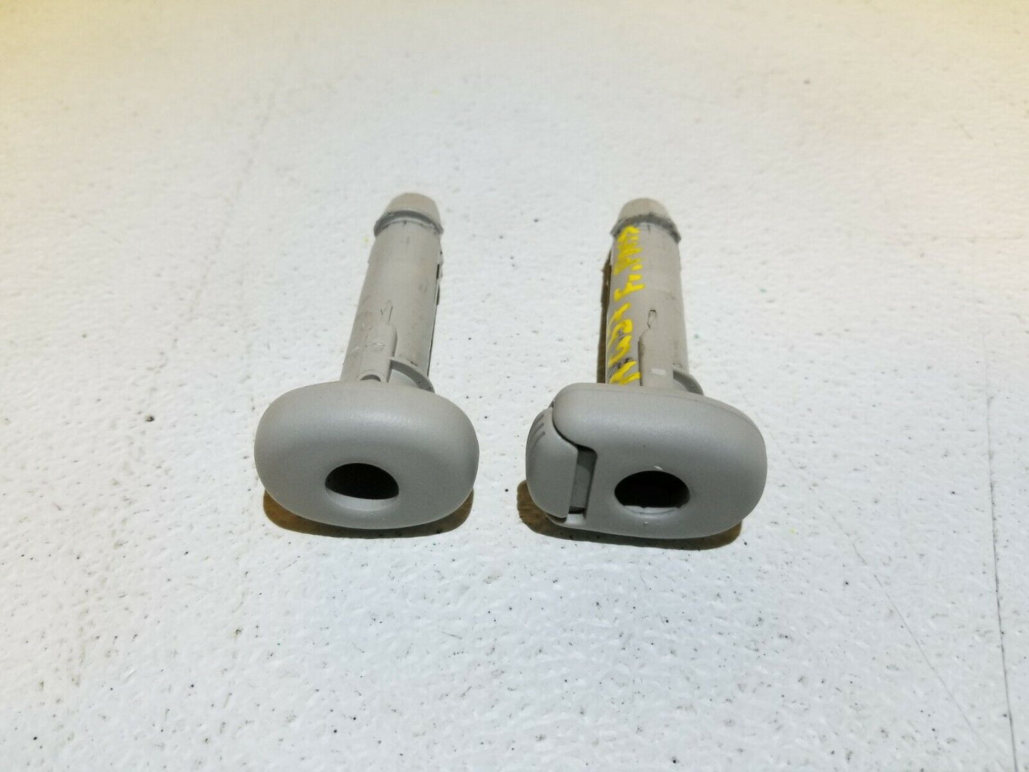 10 11 12 13 Infiniti G37 Coupe Front Passenger Seat Headrest Guide Sleeve OEM