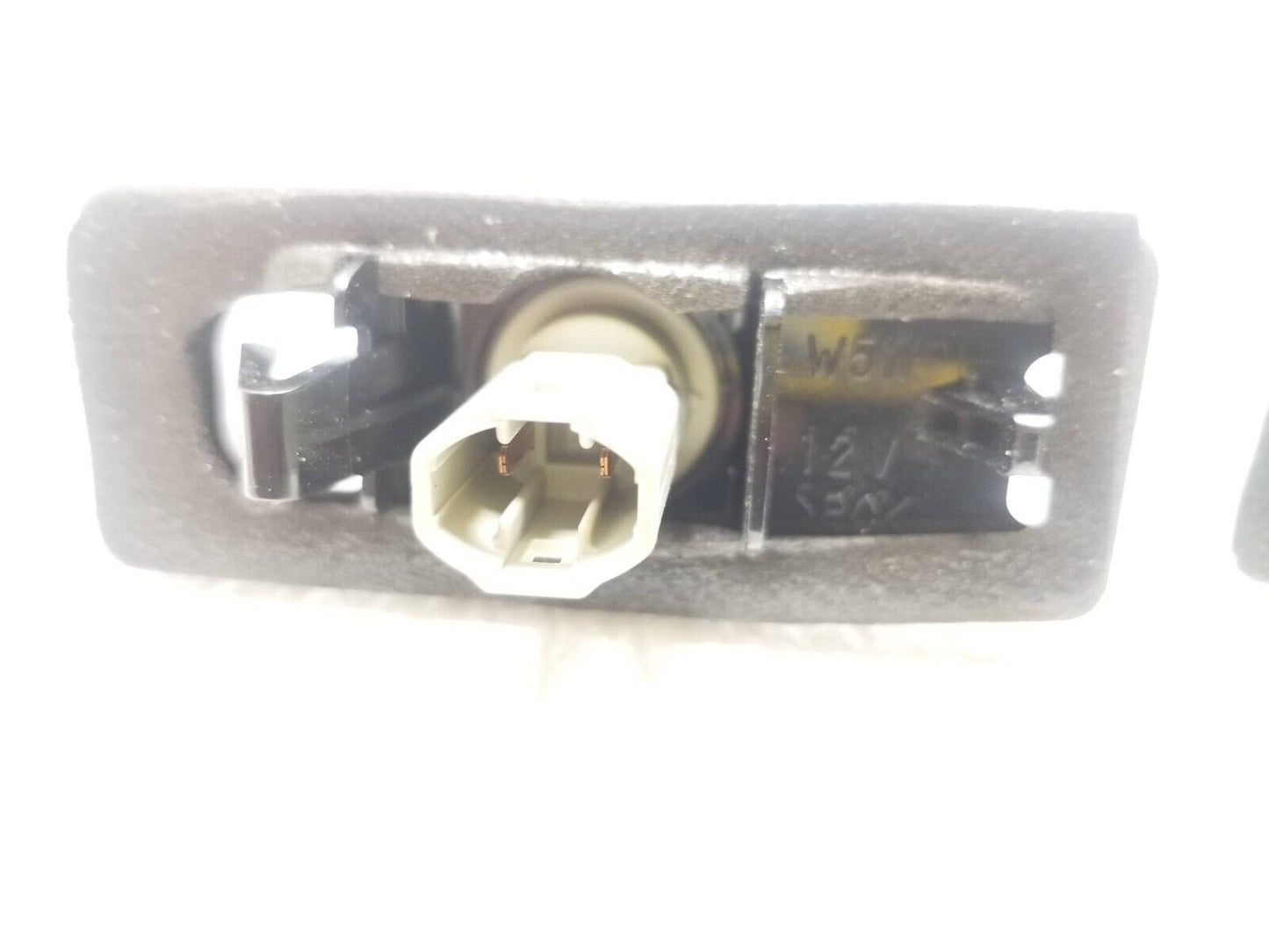 11 12 13 14 15 Toyota Prius Rear License Plate Light Lamp OEM