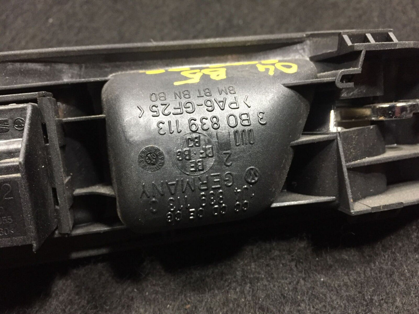 02 03 04 05 VW Passat Rear Driver Door Handle With Window Switch OEM D23