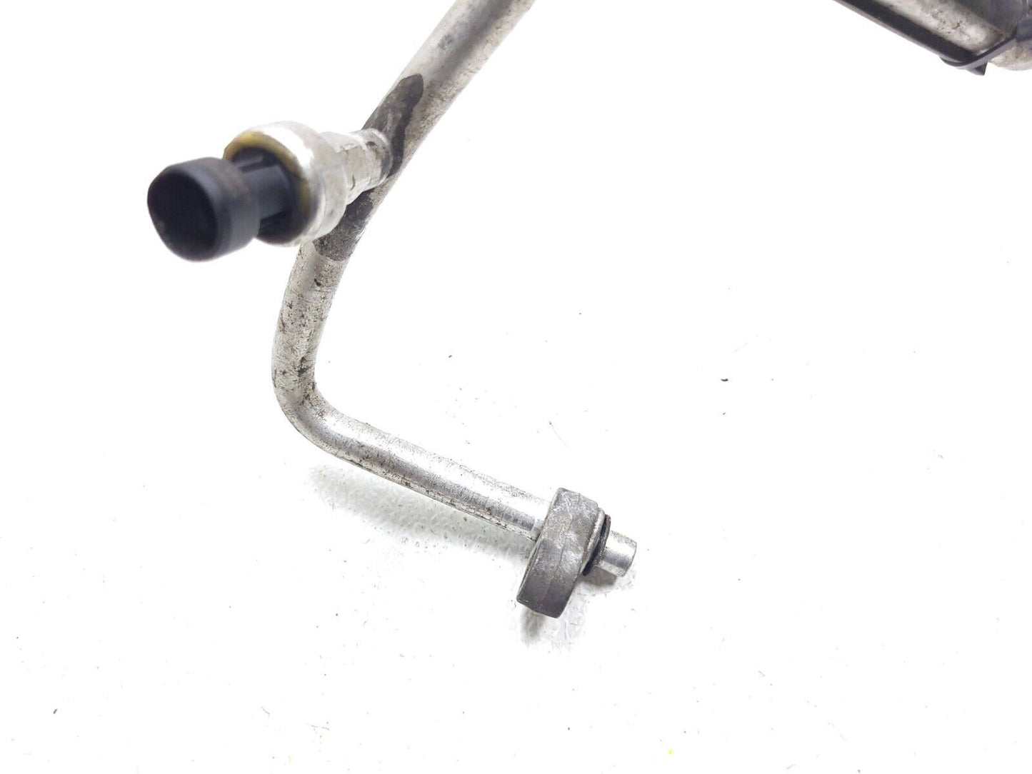 2016 - 2018 Cadillac Ats  AC Hose Line Pipe 23369751  2.0l OEM