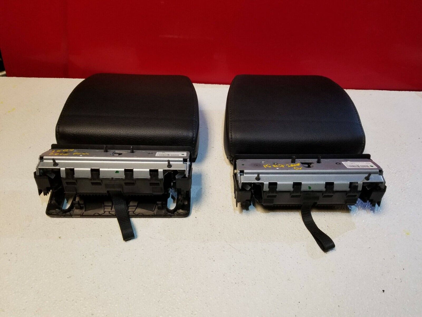 11 12 13 14 15  Audi Q7 Rear 2nd Row Seat Headrest Head Rest Pair OEM