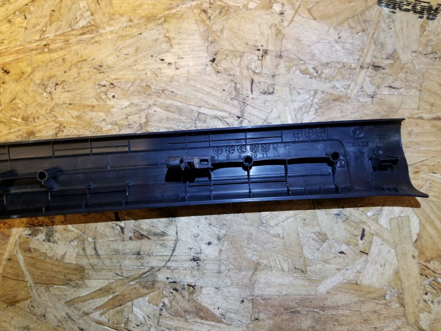 10 11 12 13 Mazda 3 Front Right Passenger Door Sill Kick Plate Trim OEM
