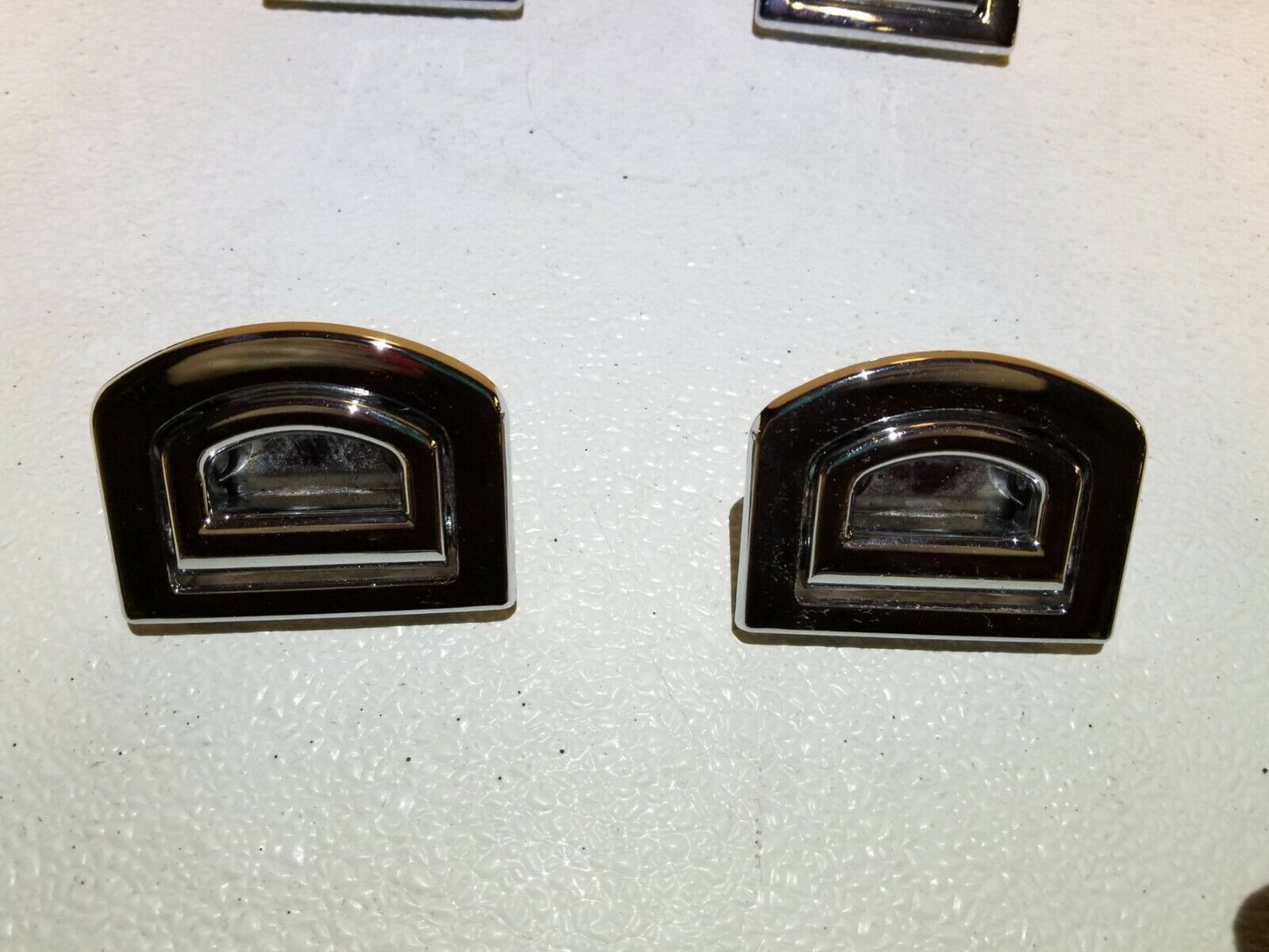 11 12 13 14 15  Audi Q7 Trunk Tie Down Hook 1k0864203 4pcs OEM 87k