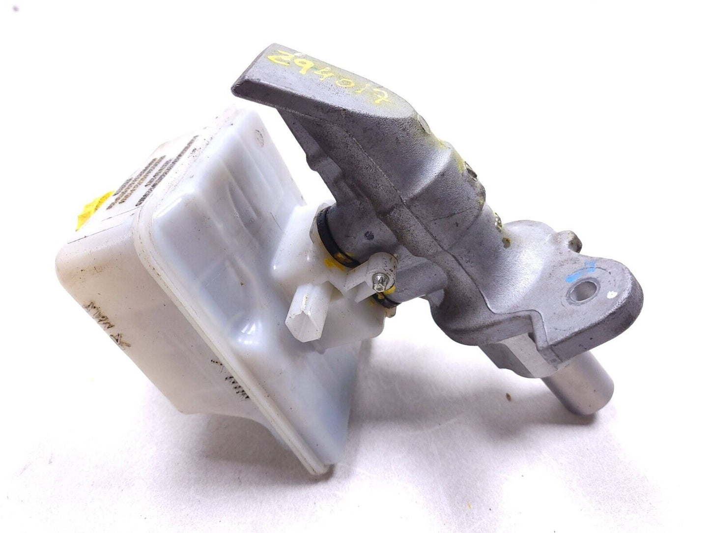11 12 13 Jeep Grand Cherokee Brake Master Cylinder 3.6l OEM