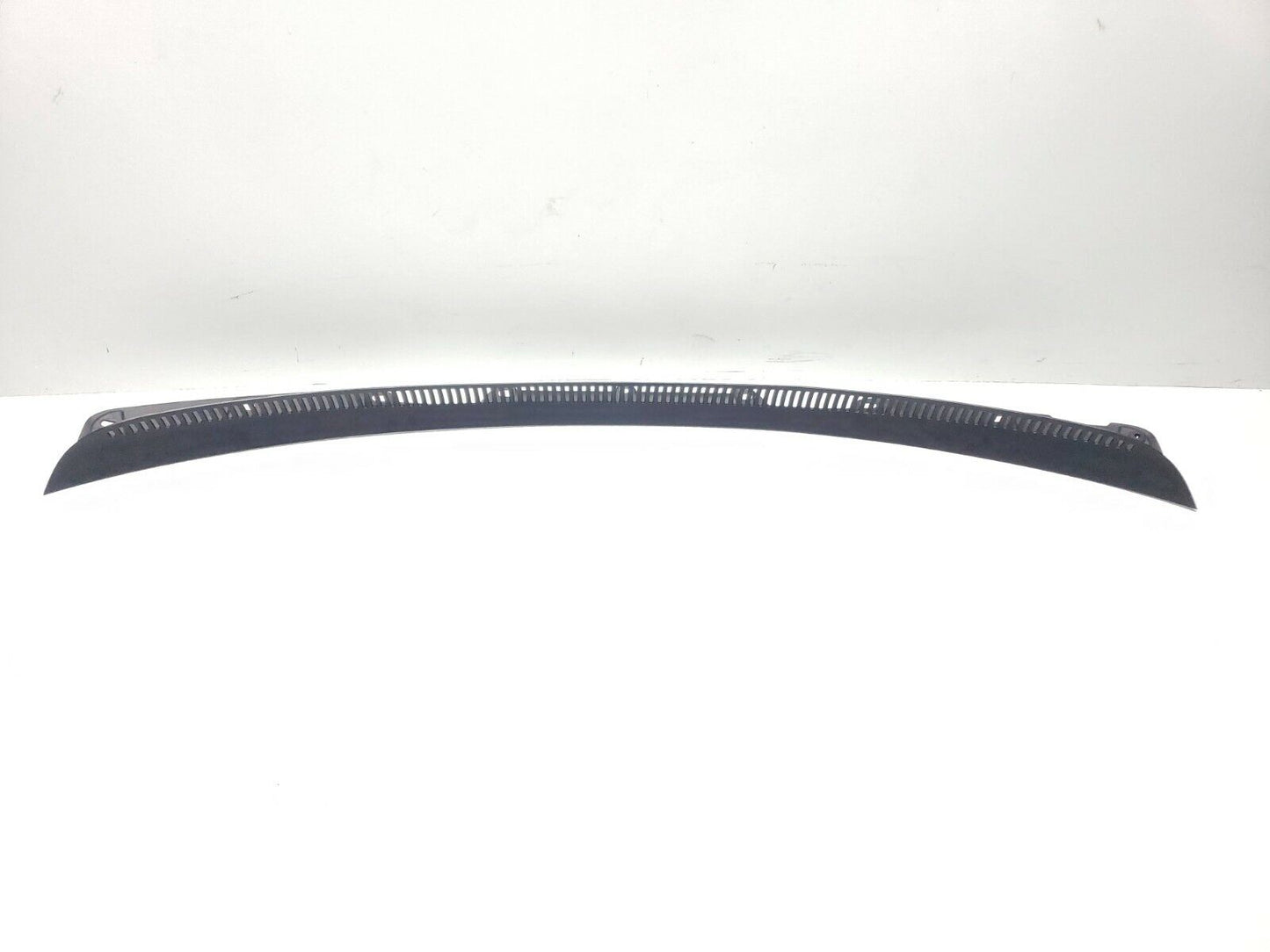 10 11 12 13 Volvo XC60 Windshield Wiper Cowl Vent Grille OEM