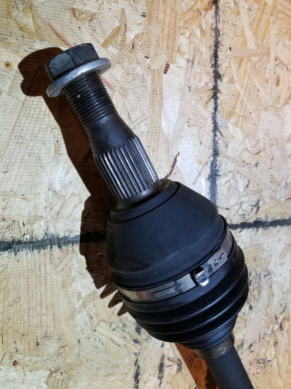 06 07 08 09 10 11 Cadillac DTS 4.6l Front Left Driver Side Axle Shaft OEM