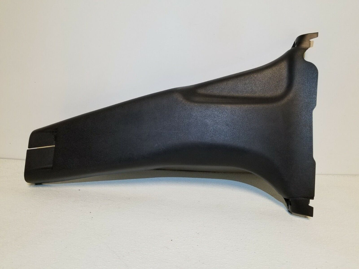 11 12 13 14 Nissan Juke Left Driver Side Center Lower B Pillar Trim Panel OEM