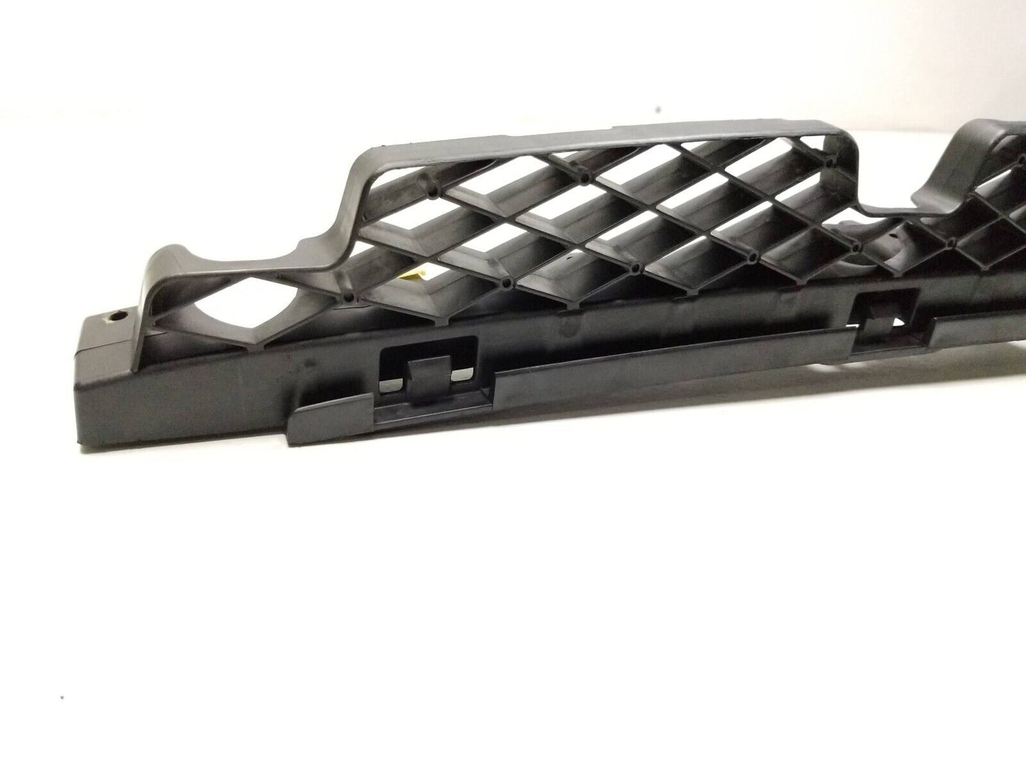 13 - 17 Volkswagen Cc Rear Bumper Center Support Strip 3c8807863 OEM