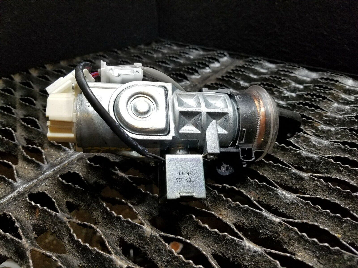 11 12 13 Subaru Forester Ignition Switch W/ Key OEM 33k
