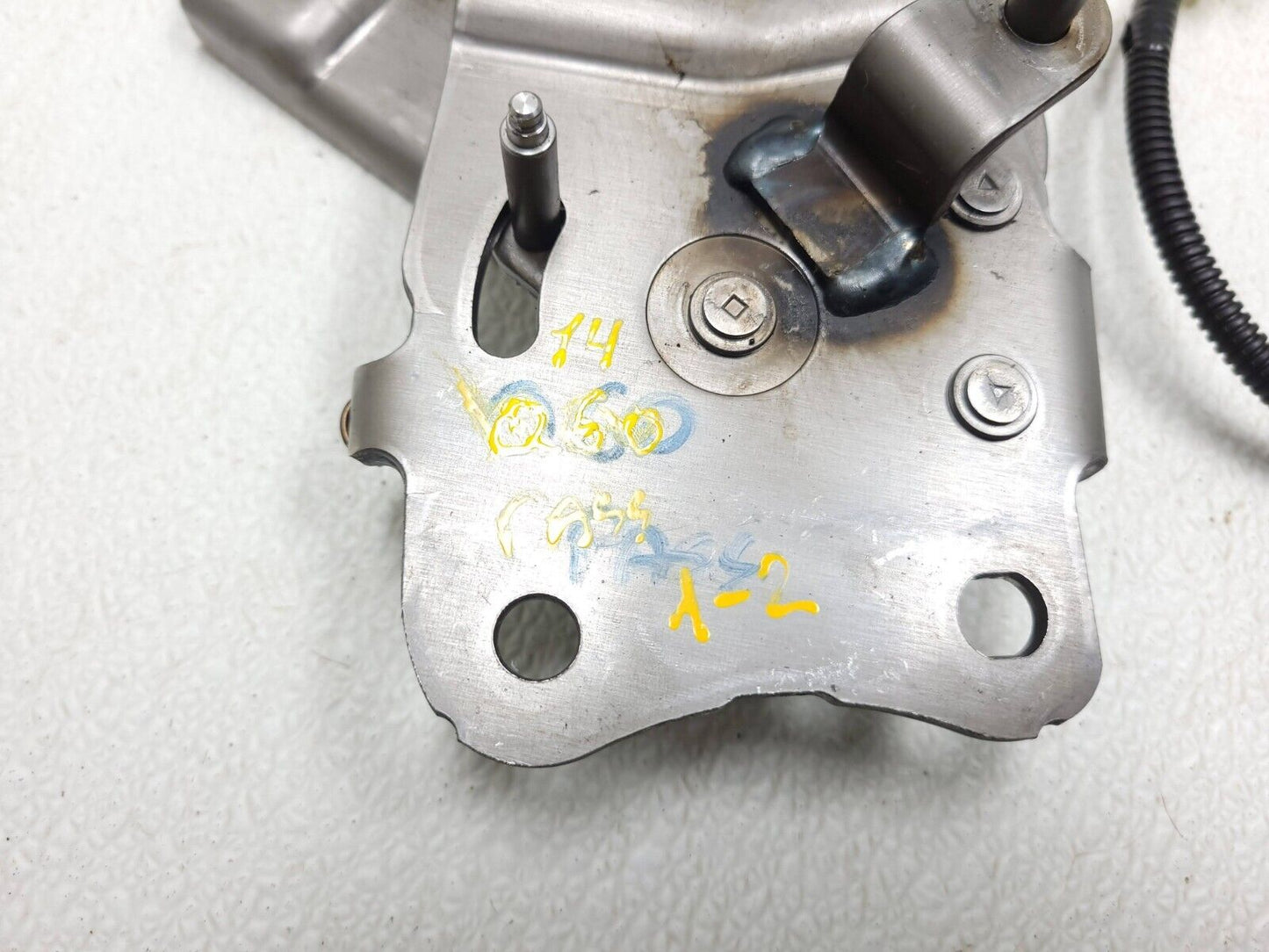 2014 2015 Infiniti Q60 Coupe Front Seat Back Bracket  Passenger Lh&rh 2pcs OEM