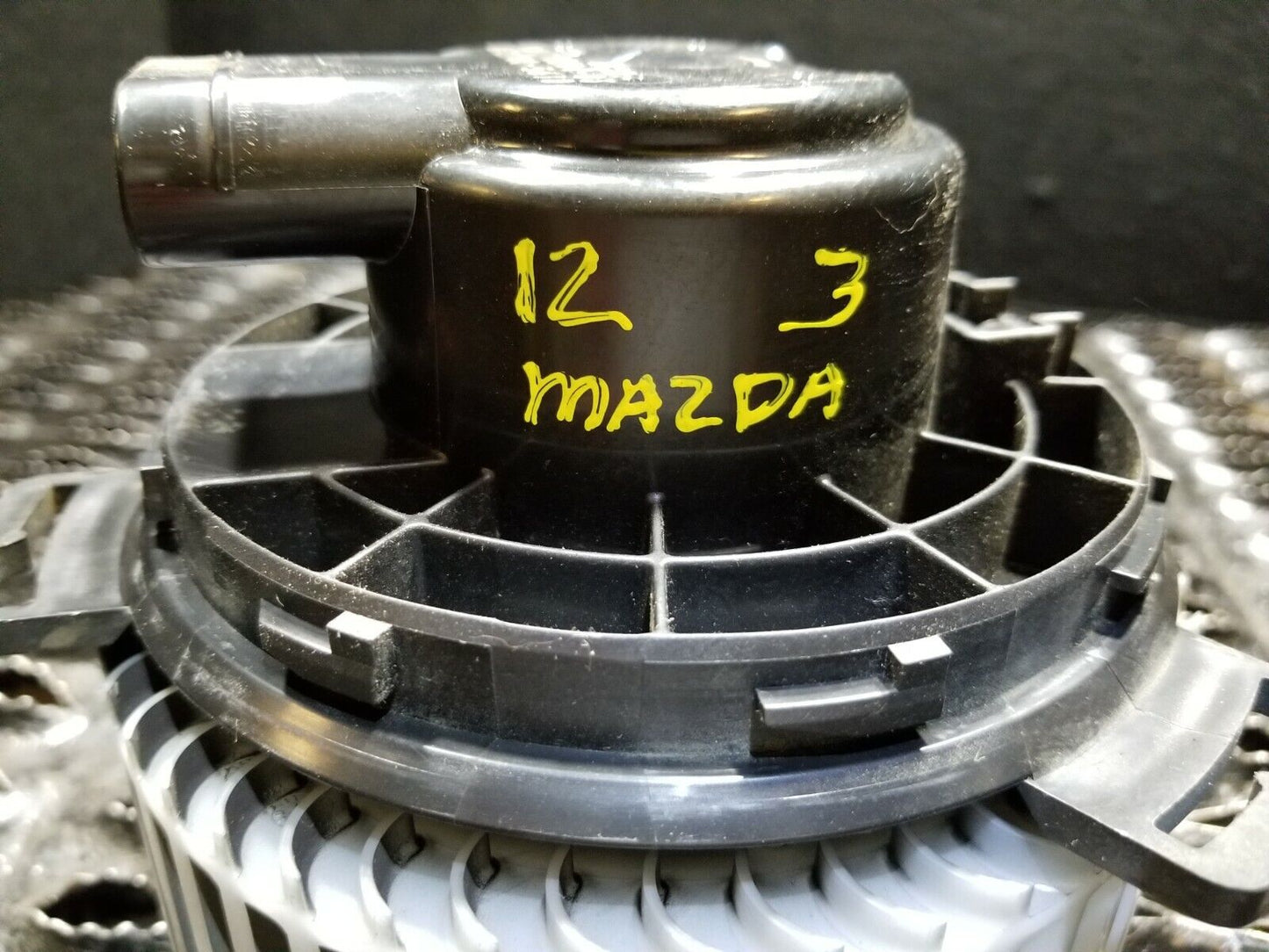 10 11 12 13 Mazda 3 Blower Motor OEM