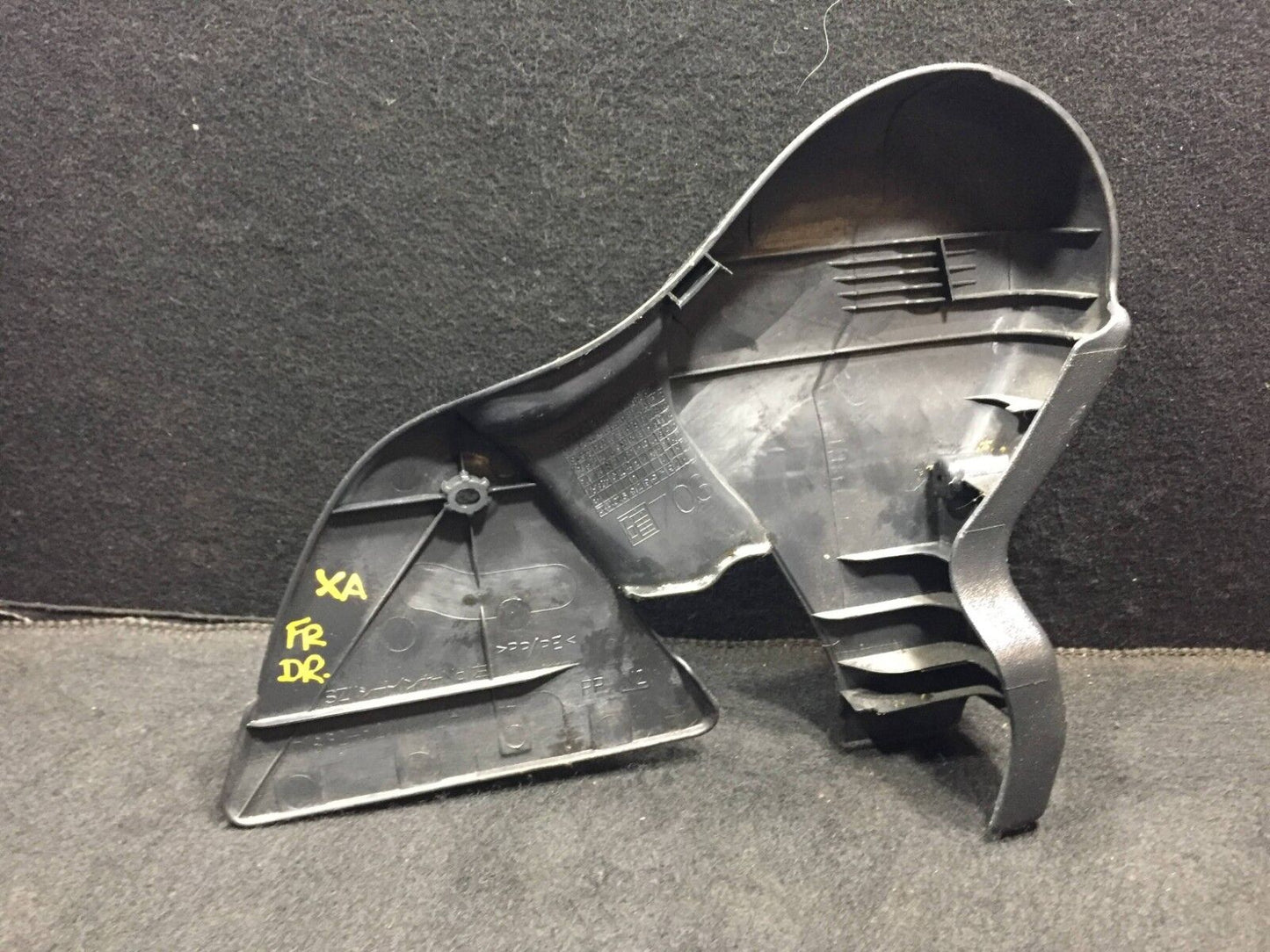 04 05 06 Scion Xa Front Left Driver Seat Trim Shield Cushion Inner OEM D18