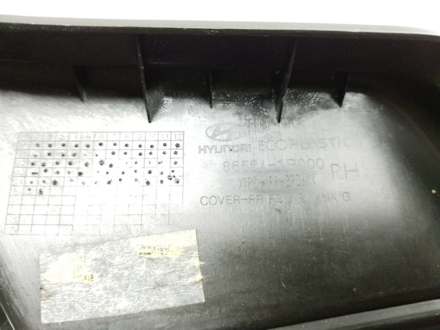 15 16 17 Hyundai Accent Right Pass Fog Light Grill Hole Cover OEM