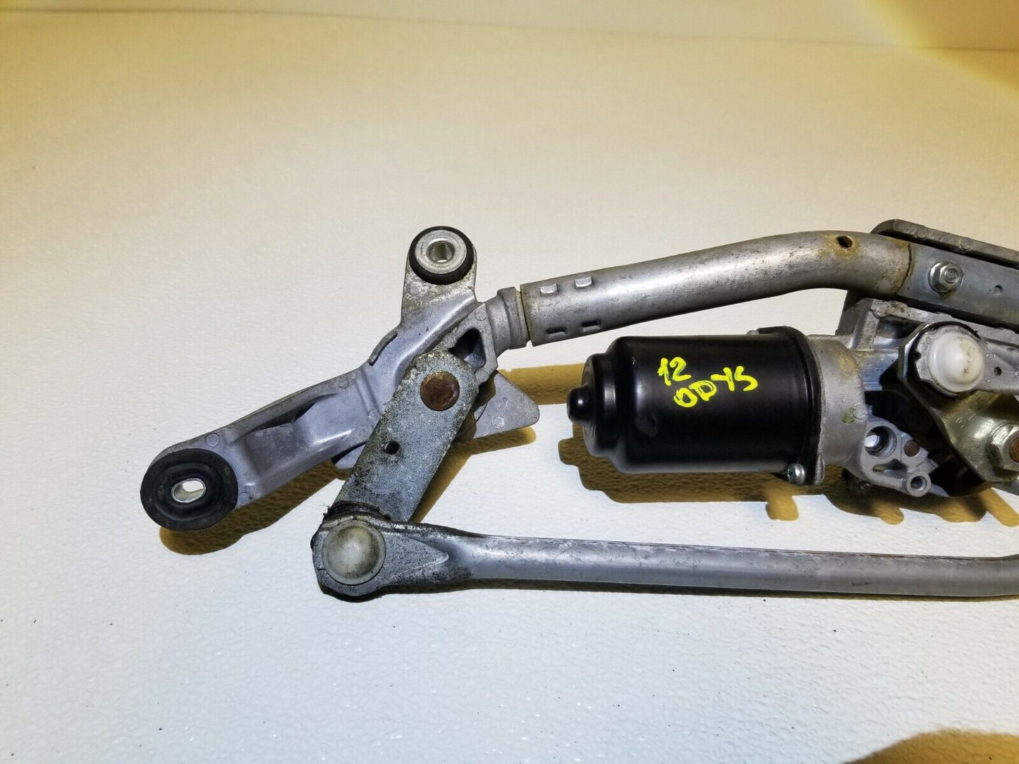 11 12 13 14 15 16 17 Honda Odyssey Windshield Wiper Motor W/ Linkage OEM