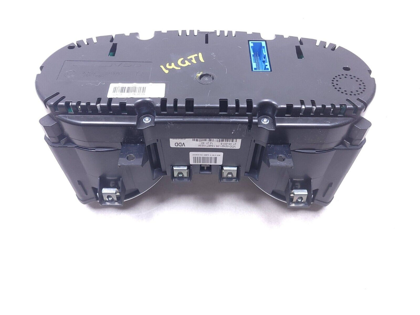 2014 Volkswagen GTI Instrument Cluster Speedometer OEM