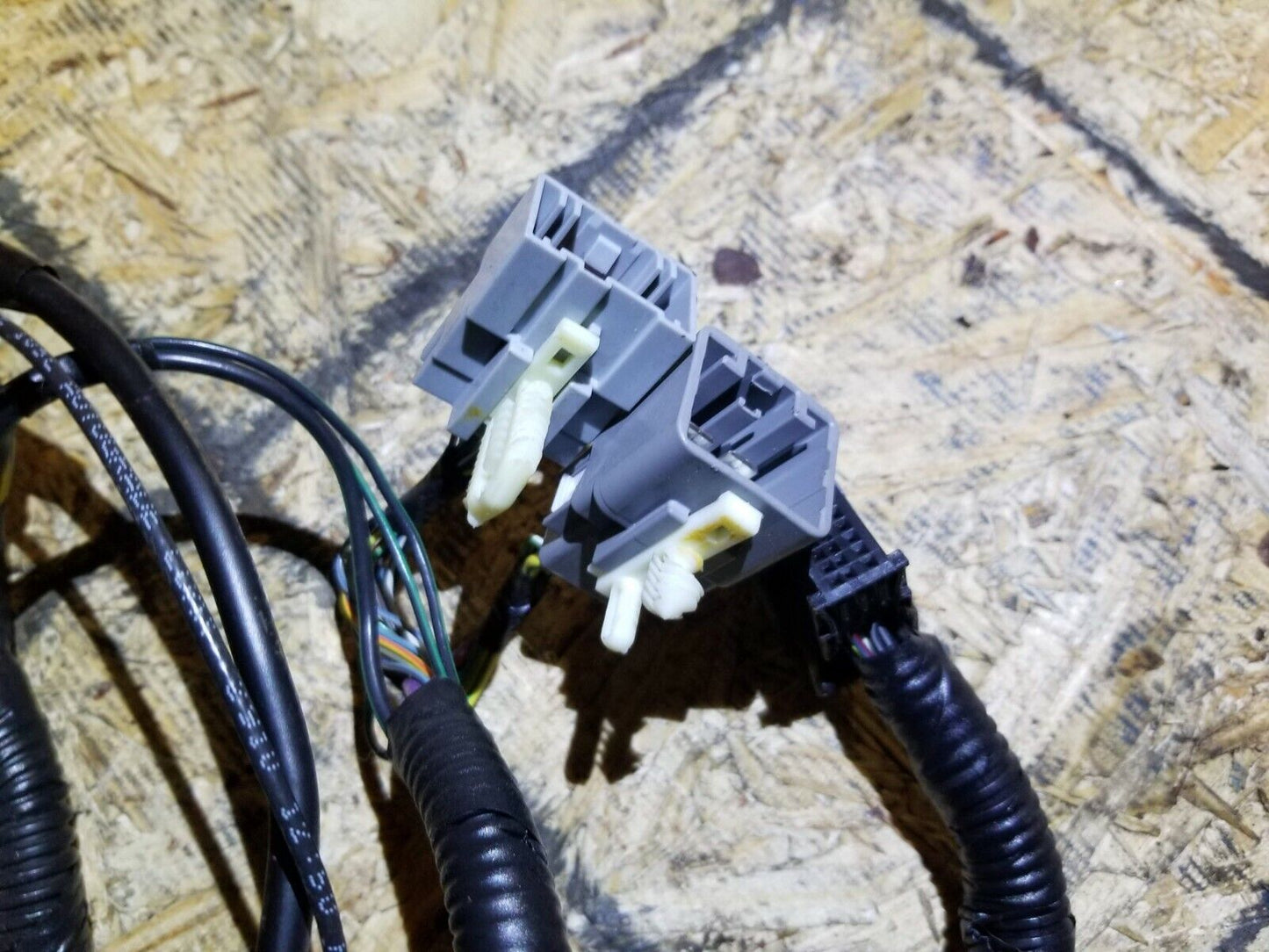 2008 - 2012 Ford Escape Dashboard Wire Harness OEM