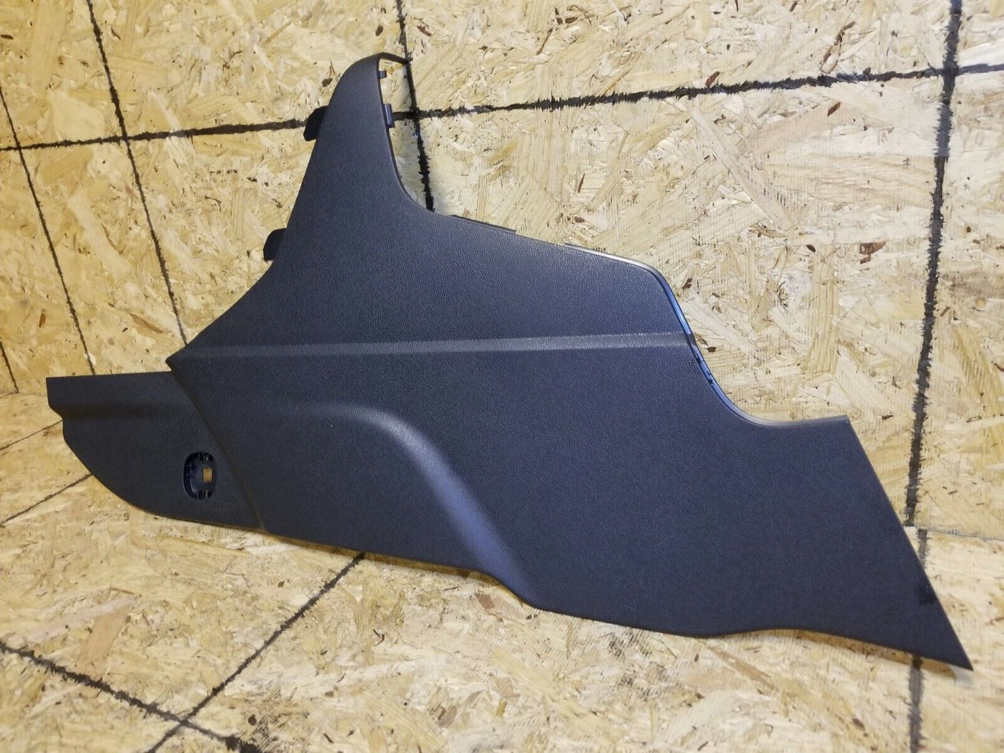 18 19 20 Ford Ecosport Crnter Console Driver Side Cover Trim OEM 532 Miles