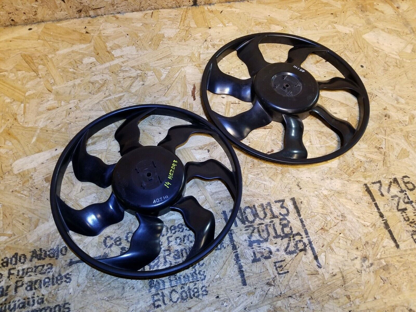 2014 2015 2016 Mazda 3 2.0l Cooling Fan Blade 2pcs OEM 16k W/o Motor