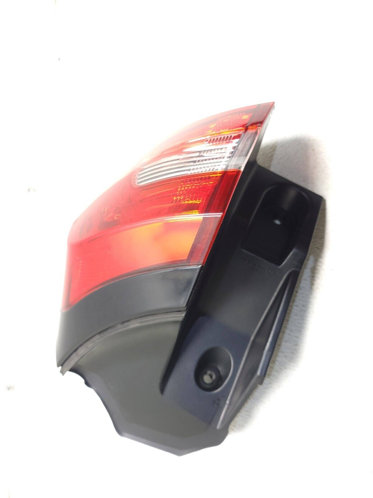 14 15 16 17 18 Jeep Cherokee Outer Tail Light Lamp Passenger Side Right OEM