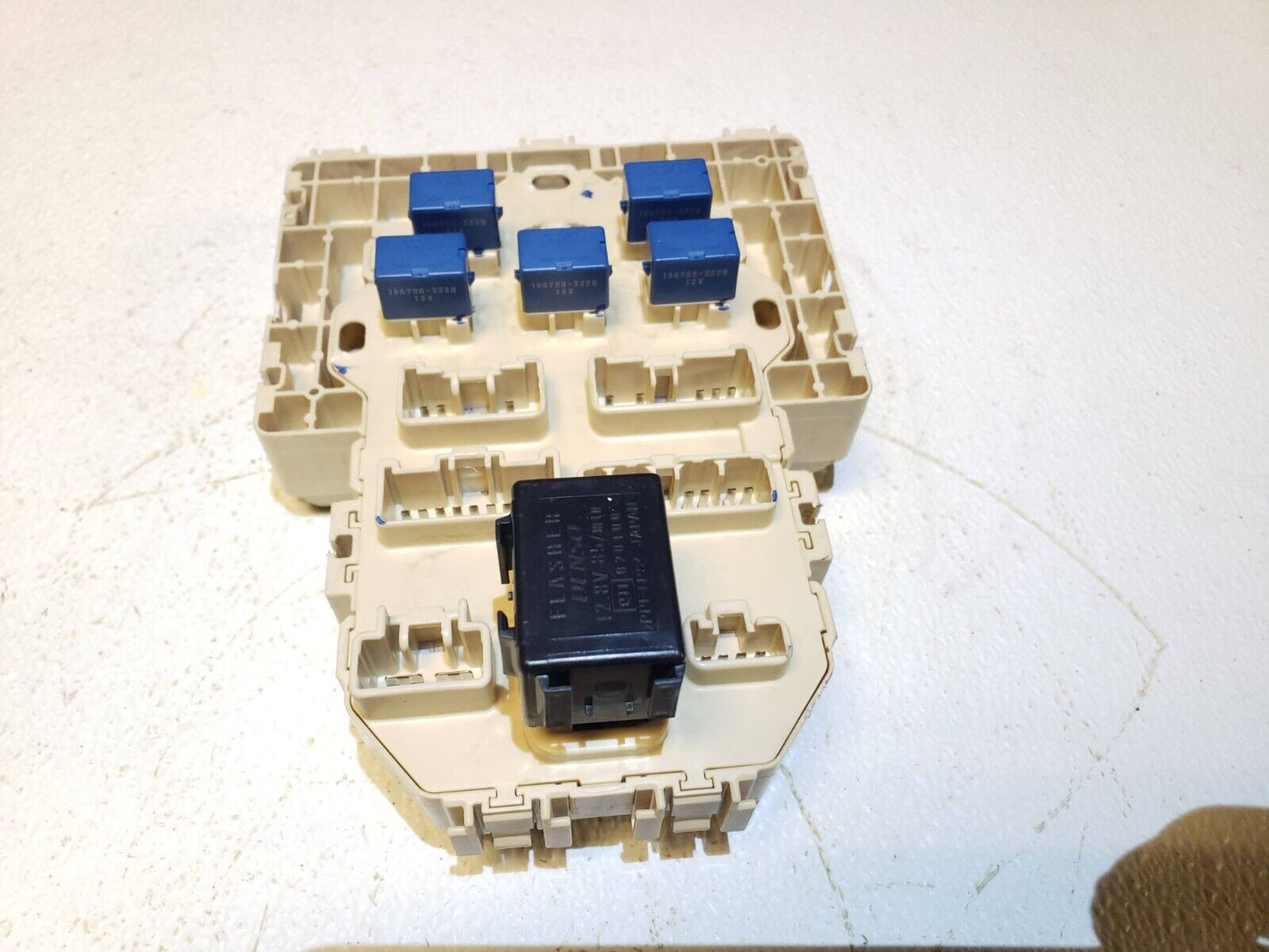 2007 - 2013 Suzuki SX4 Fuse Box OEM
