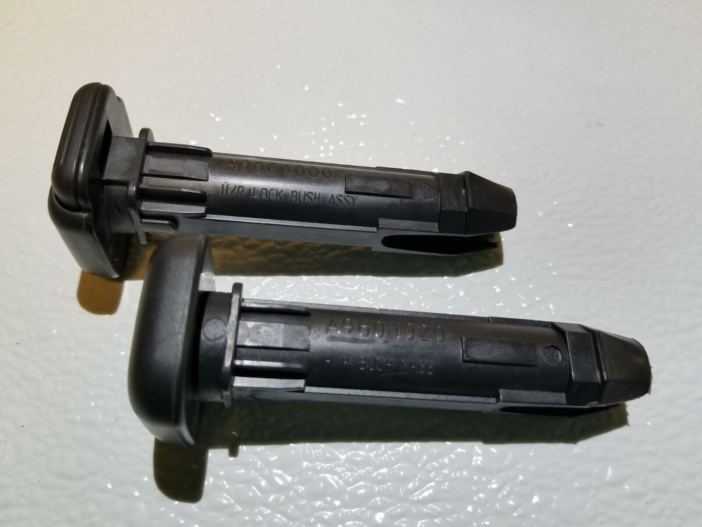 10 11 12 13 14 Subaru Legacy Front Right Pass Seat Headrest Guide Sleeve 2pc OEM