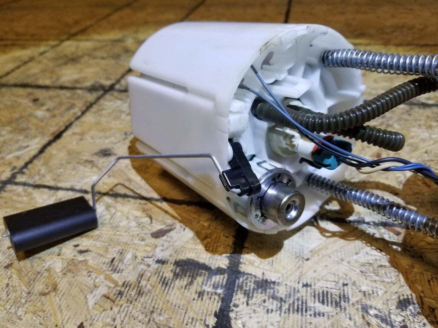 15 16 17 18 Chevrolet Impala Fuel Gas Pump OEM 42k Miles