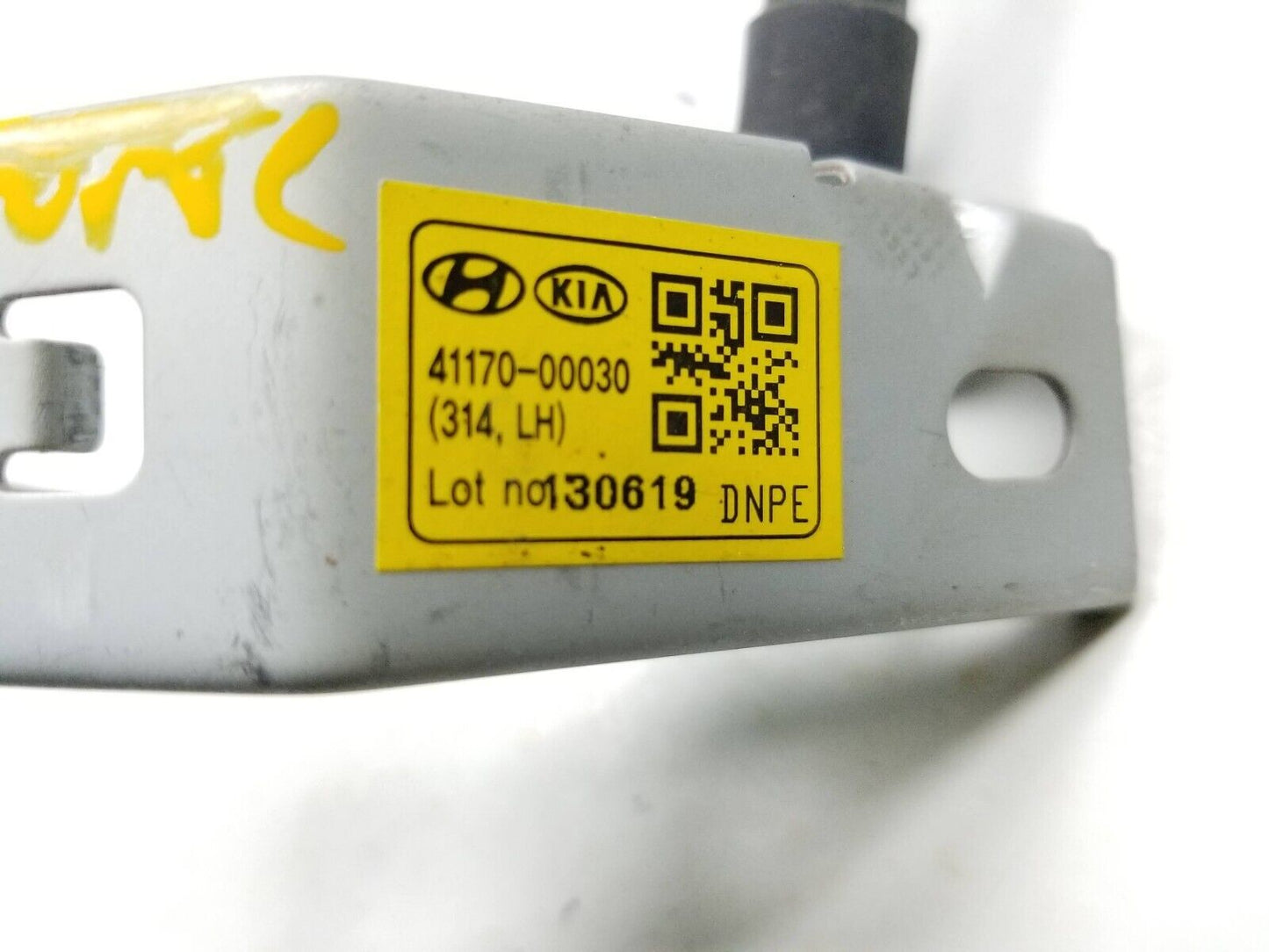 14 15 16 Kia Forte Radio Antenna 41170-00030 OEM 73k