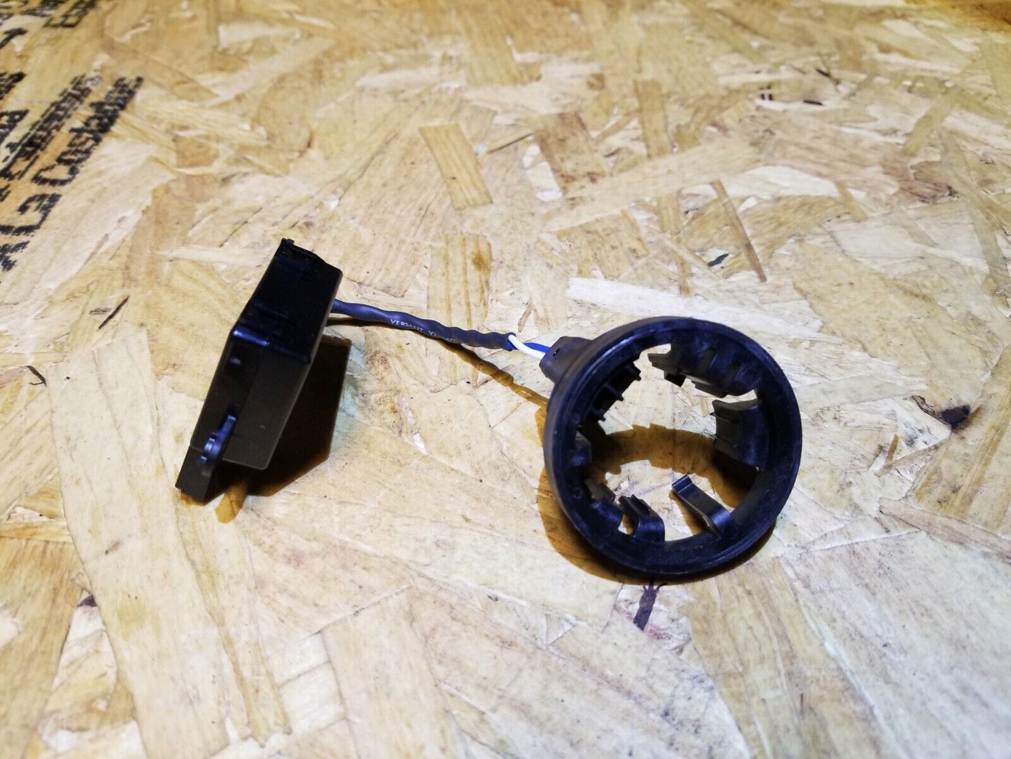 16 17 18 19 Chevrolet Malibu Anti Theft Control Module 13504287 OEM 3k